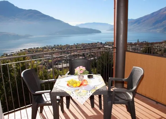 Appartamento View In Vercana, Shared Pool *