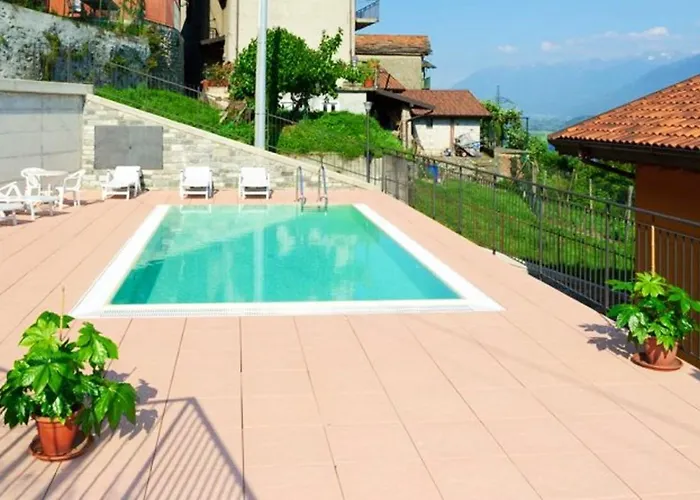 View In Vercana, Shared Pool Appartamento *